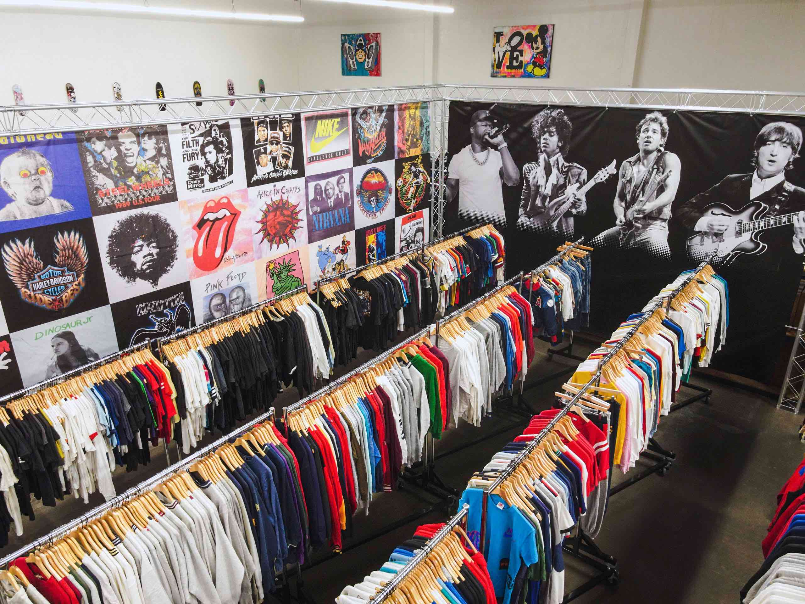Your First Wholesale Vintage Appointment at ORA: What to Expect