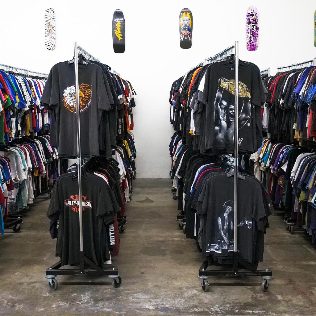 Wholesale retro outlet clothing